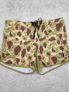 Tachuntfish Shorts Mens XXXL 3XL Swim Camo Green Shorts Hunting Fish Golf USA